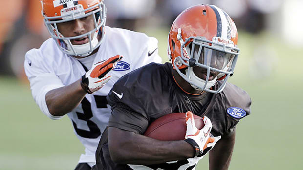 preseason-week-1-fantasy-draft-dion-lewis.jpg